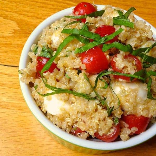 Caprese Quinoa Salad - The Lemon Bowl