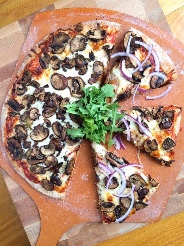 Garlic Rosemary Roasted Mushroom Pizza - The Lemon Bowl