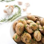 Roasted Mushrooms with Garlic and Rosemary - a healthy fast side dish recipe