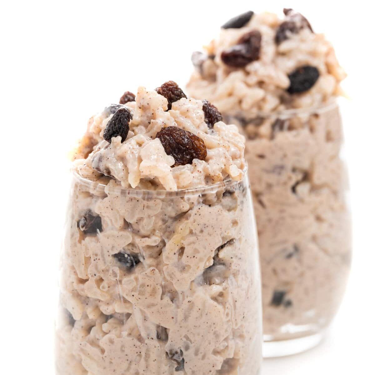 Old Fashioned Creamy Rice Pudding With Raisins