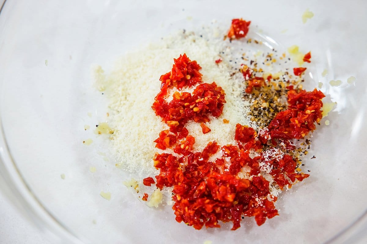 Adding sundried tomatoes