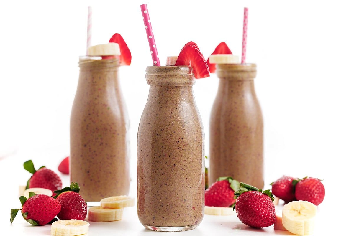 Berry spinach protein smoothie