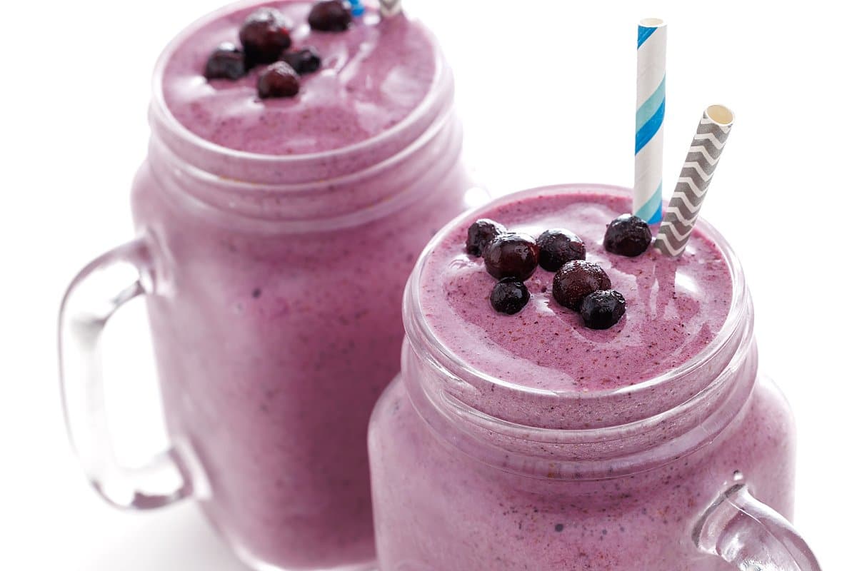 20 must-have blueberry recipes, blueberry ginger peach smoothie.