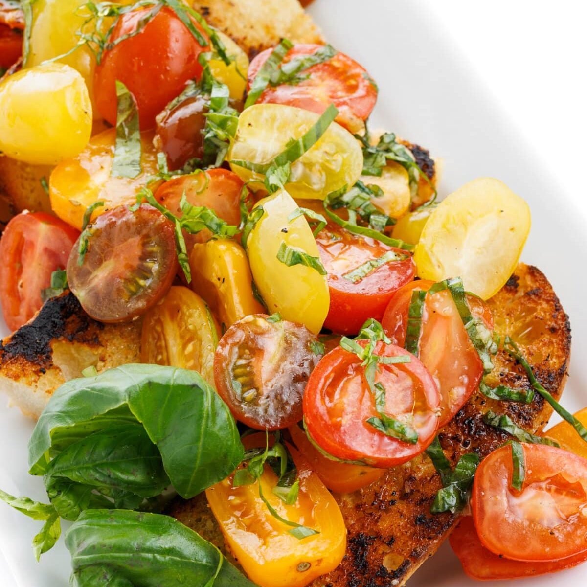 Grilled Garlic Bread Bruschetta