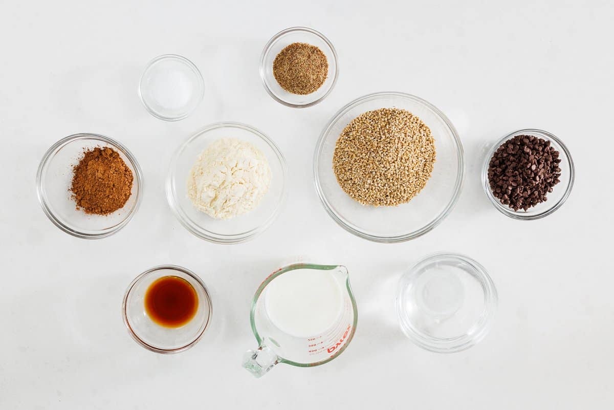 Ingredients for chocolate steel cut oats.